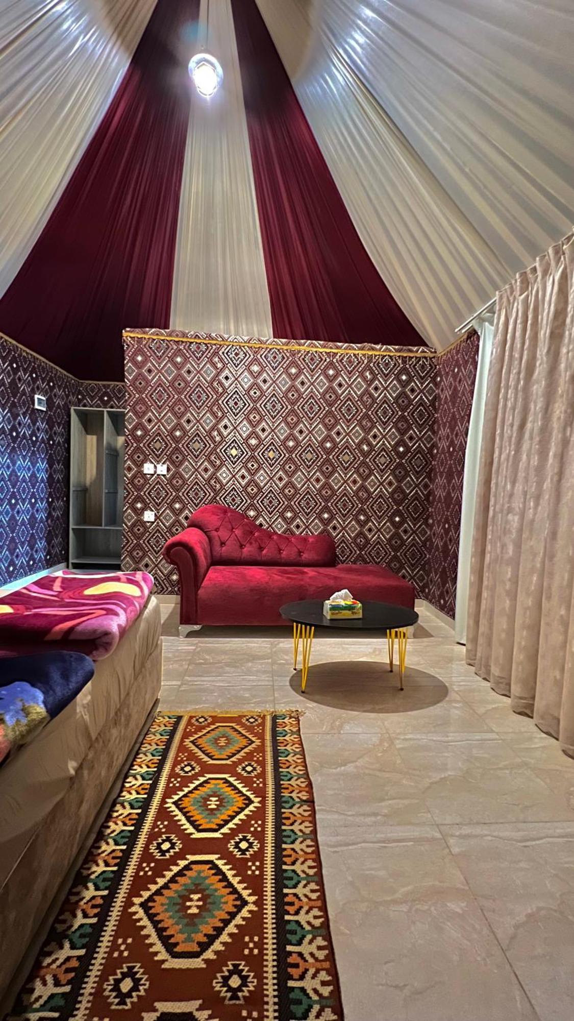 Rum Joharh Luxury Camp وادي رم المظهر الخارجي الصورة